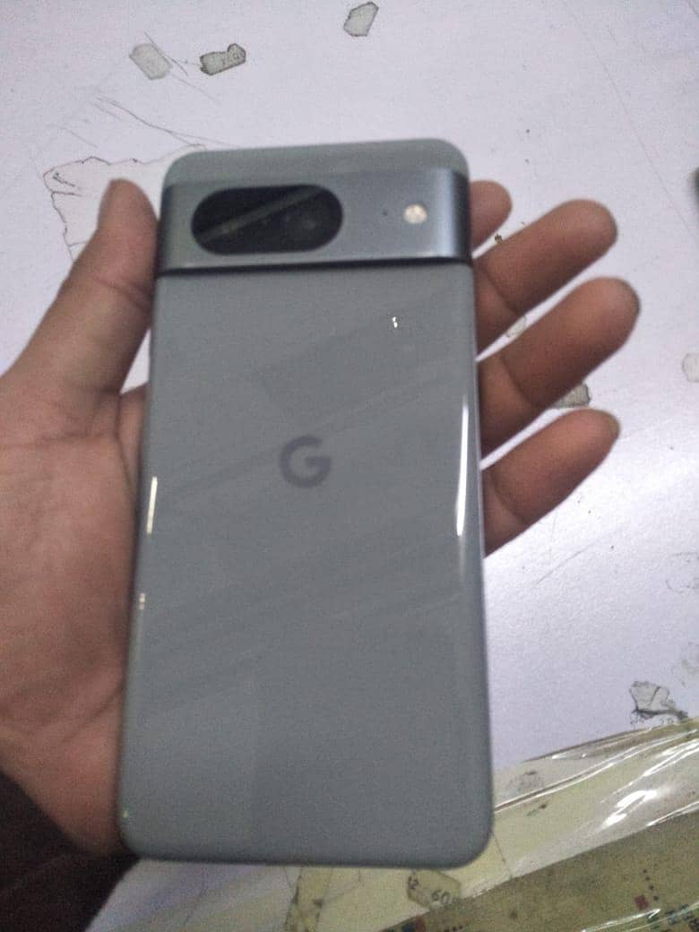 Google Pixel 8 0