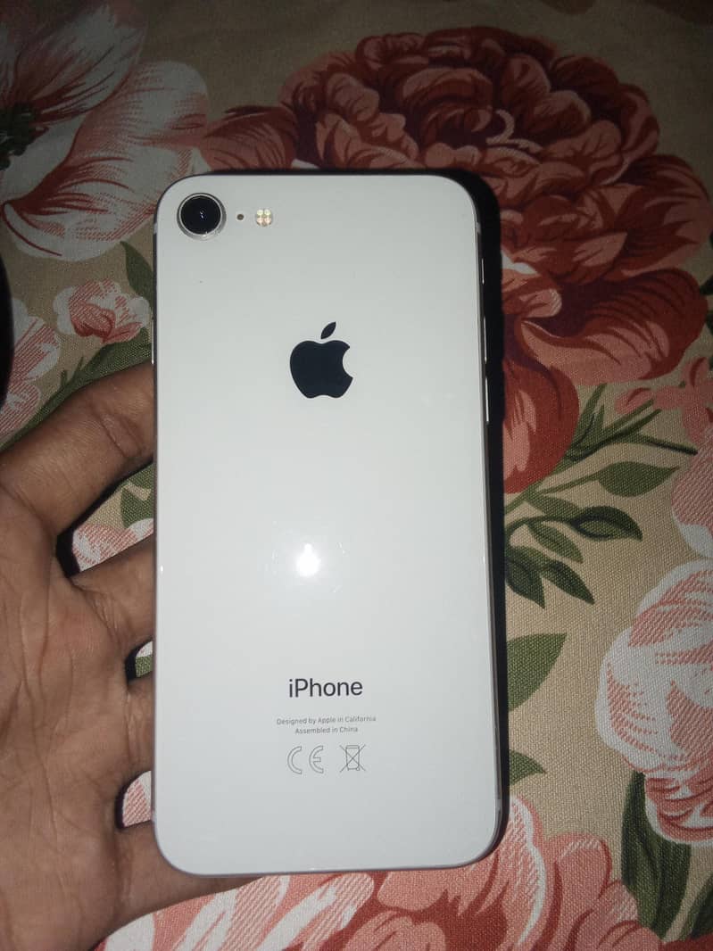 Apple iPhone 8 0
