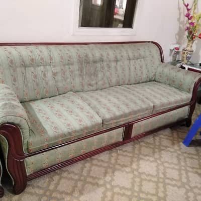 3+2 sofa set. need fabric change. not damage