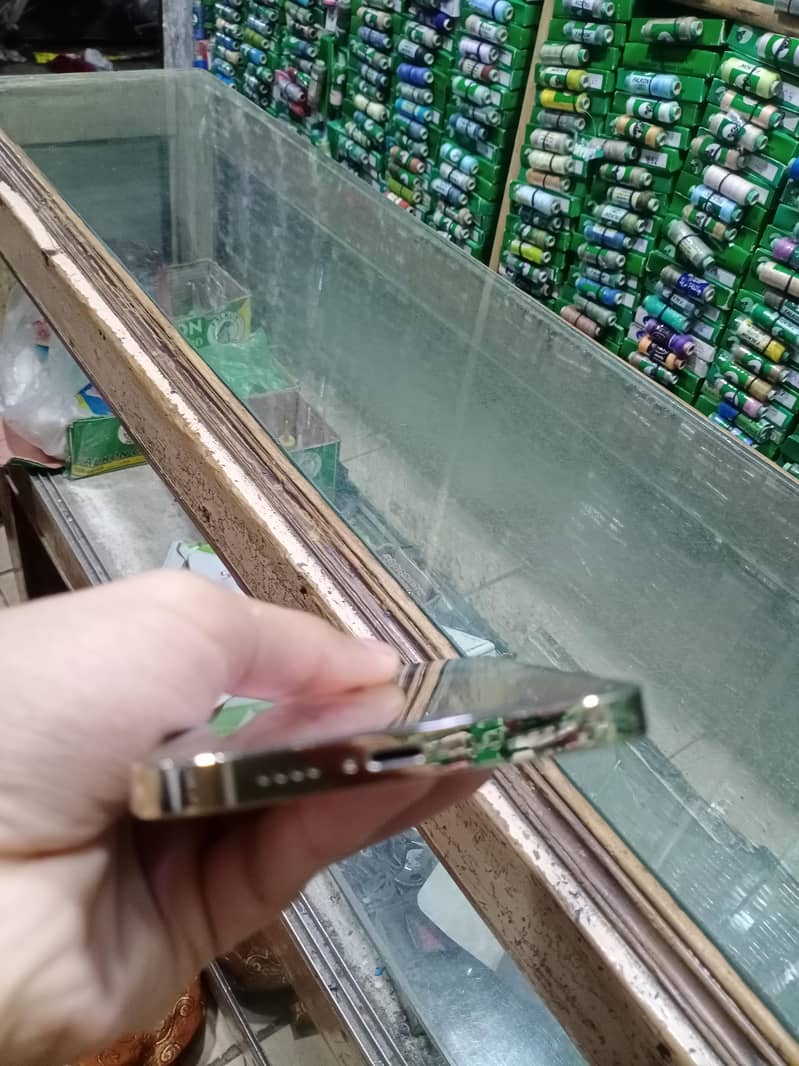 Apple iPhone 12 Pro Max 3