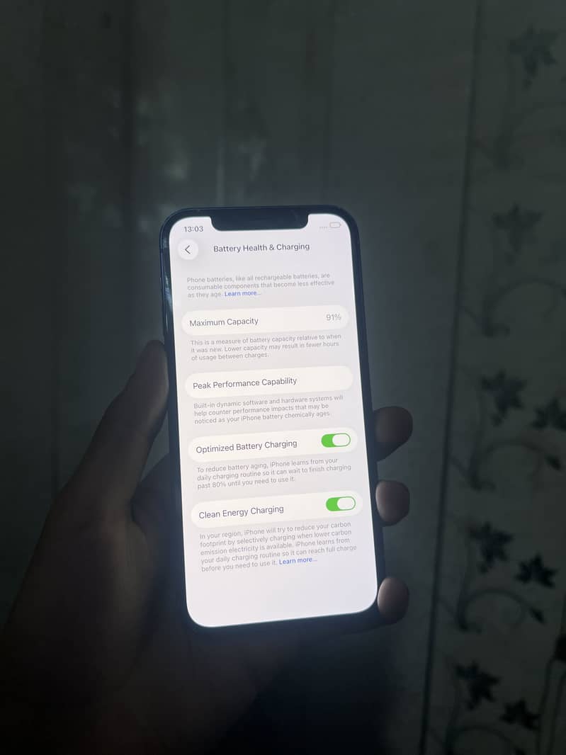 Apple iPhone 12 4