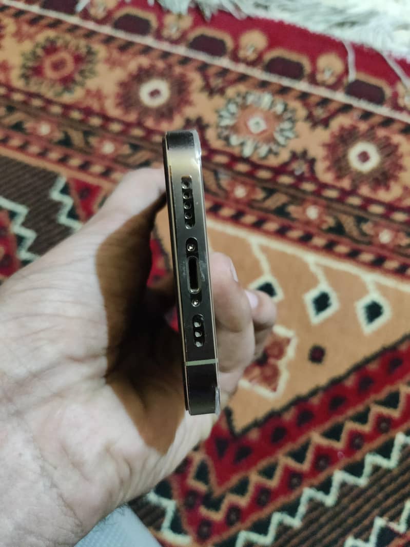 iphone 14 pro 5