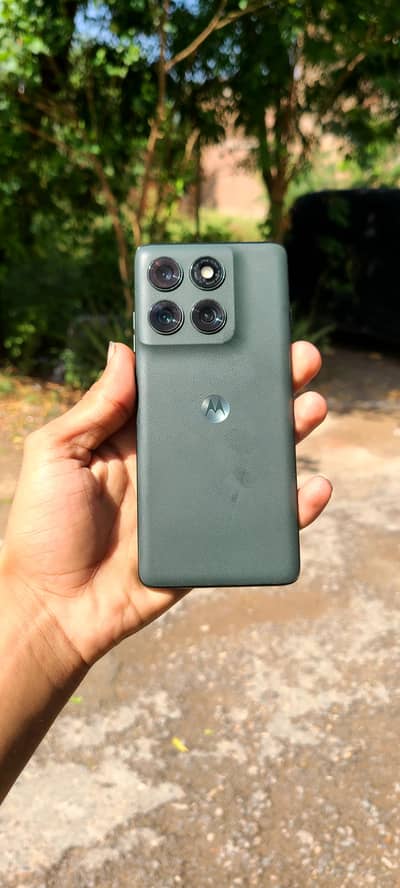 Motorola Edge