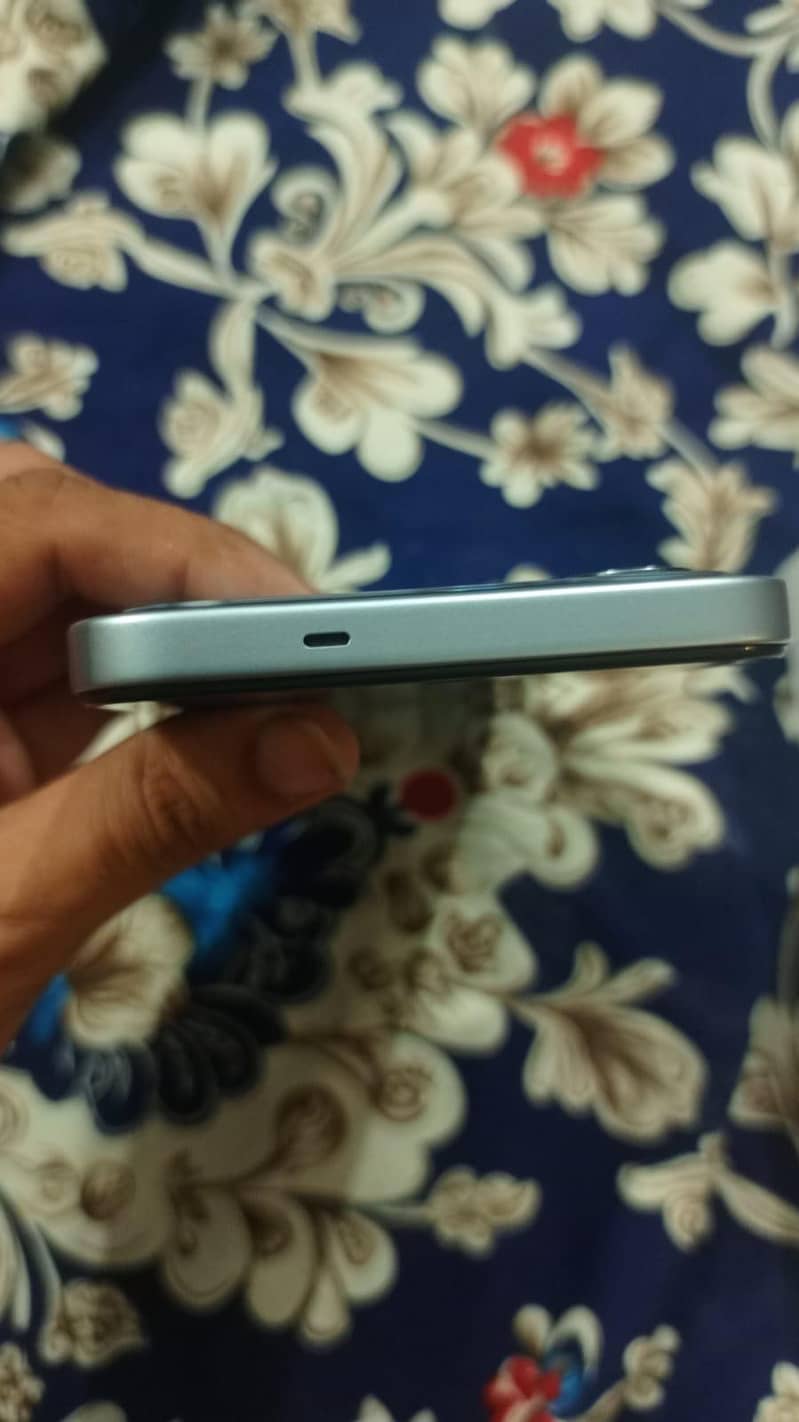 Tecno spark50 3