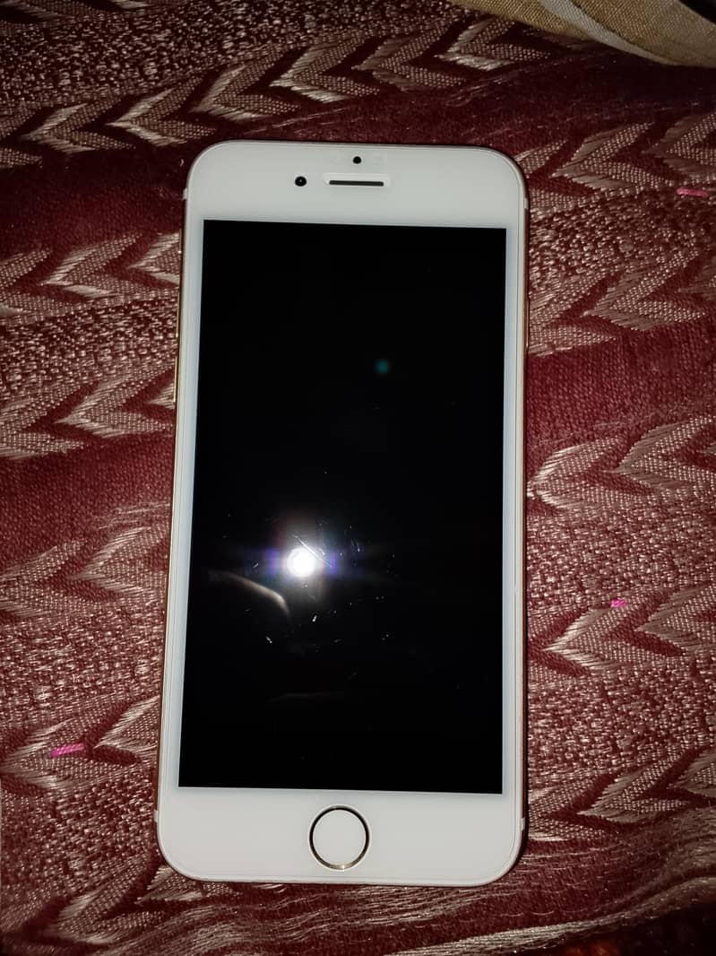 Apple iPhone 6S 4