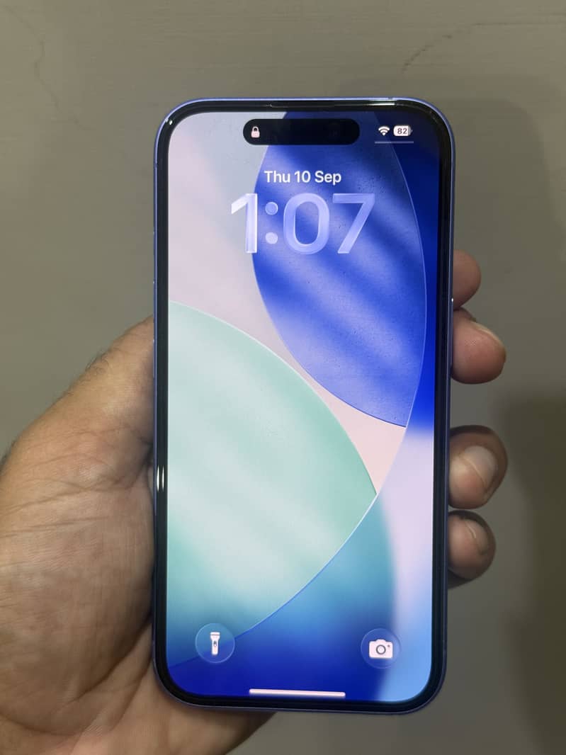 Apple iPhone 16 5