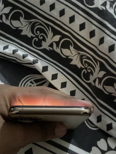 Iphone 11 Pro Max Bypass Urgent sale
