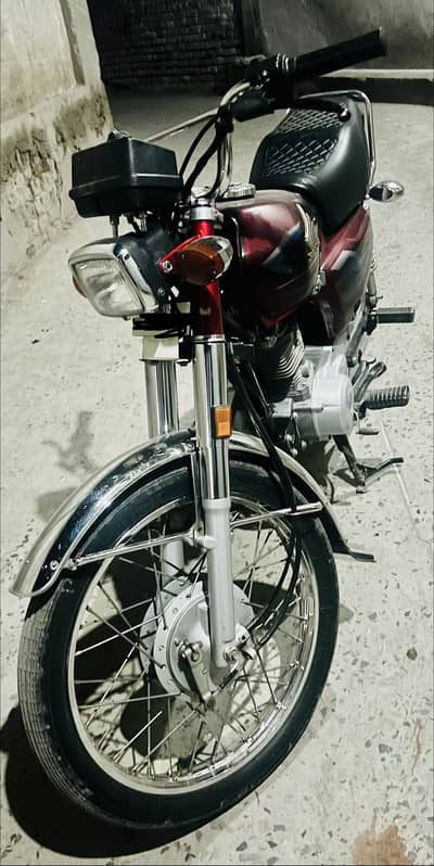 Honda CG 125 2025