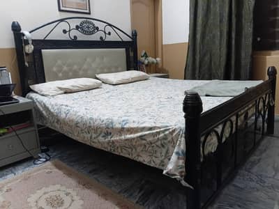 Steel double bed (king size 6.5x6") along with mattress