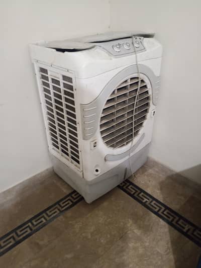 ac DC cooler for sale in good condition