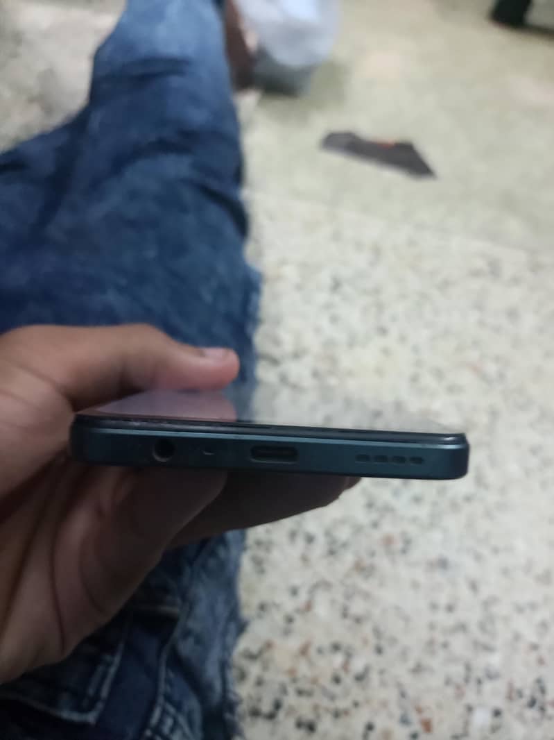 Realme C71 4