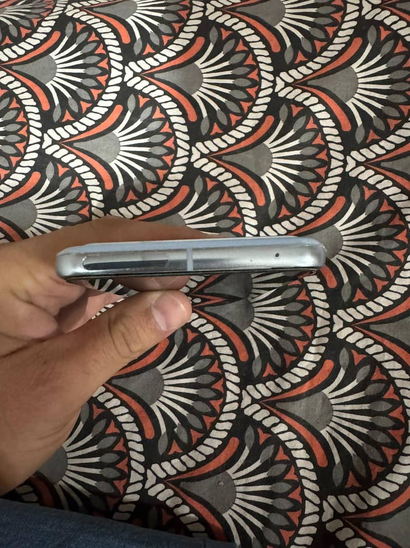 Google Pixel 8 Pro 6