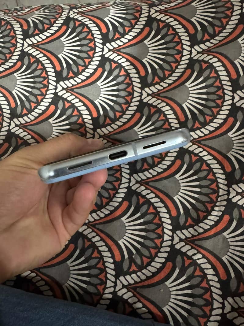 Google Pixel 8 Pro 7
