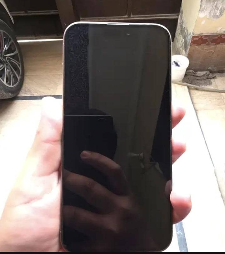 Apple iPhone 15 Pro Max 1