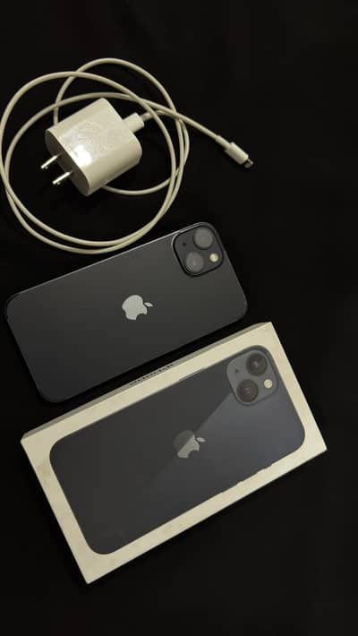 Apple iPhone 13