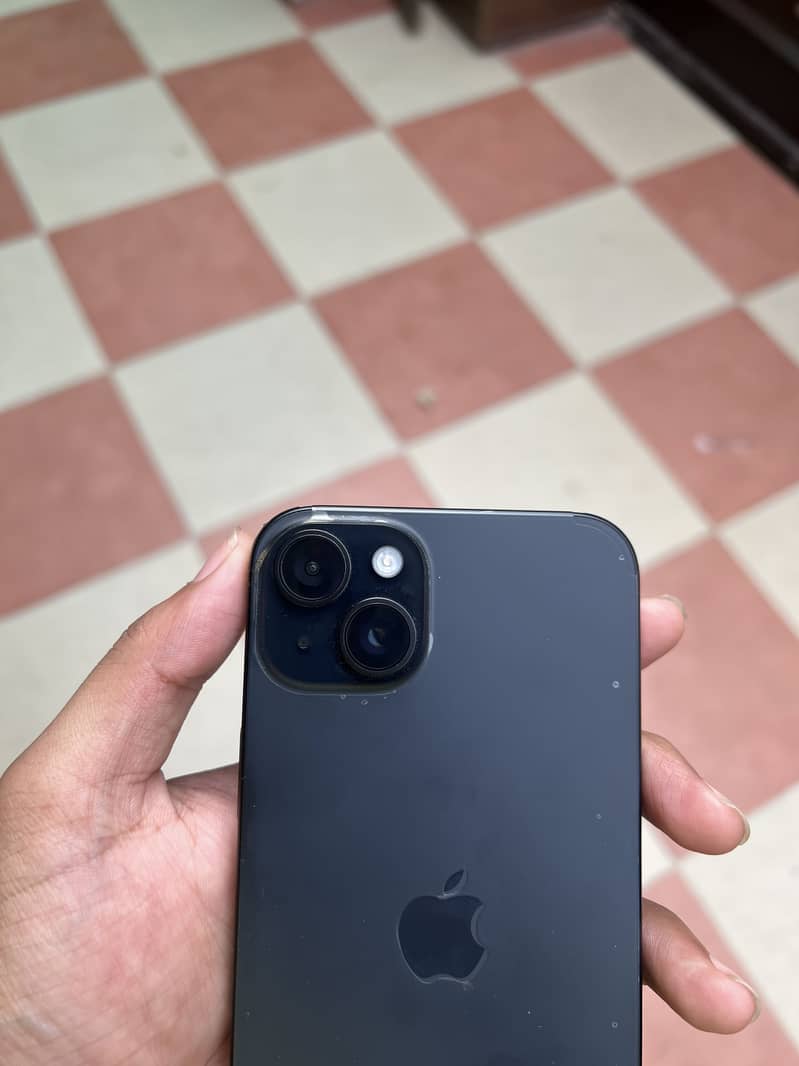 Apple iPhone 15 plus 4