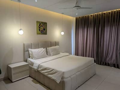 1 Bedroom Luxury Furnished Apartment is Available for Rent in Bahria Town Lahore