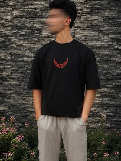 ROVIOQ BRANDED DOWNSHOULDER T-SHIRT
