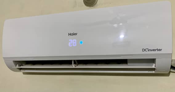 Haier 1. Ton inverter AC/6 Month Use AMPARE LOCK/UnderOfficial waranty