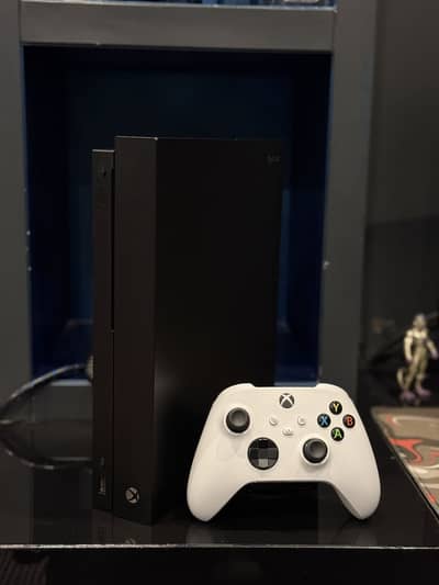 Xbox One X 1TB