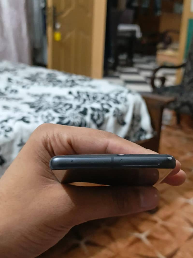 Google Pixel 7 5