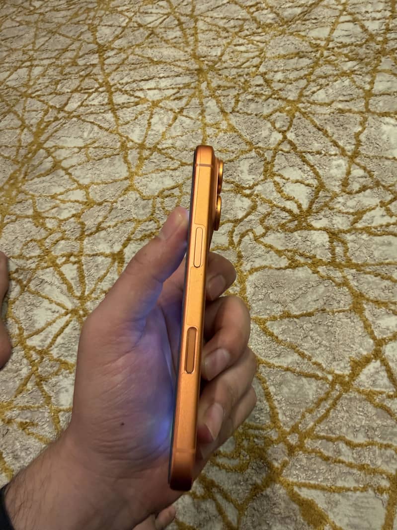 Apple iPhone 17 Pro 2