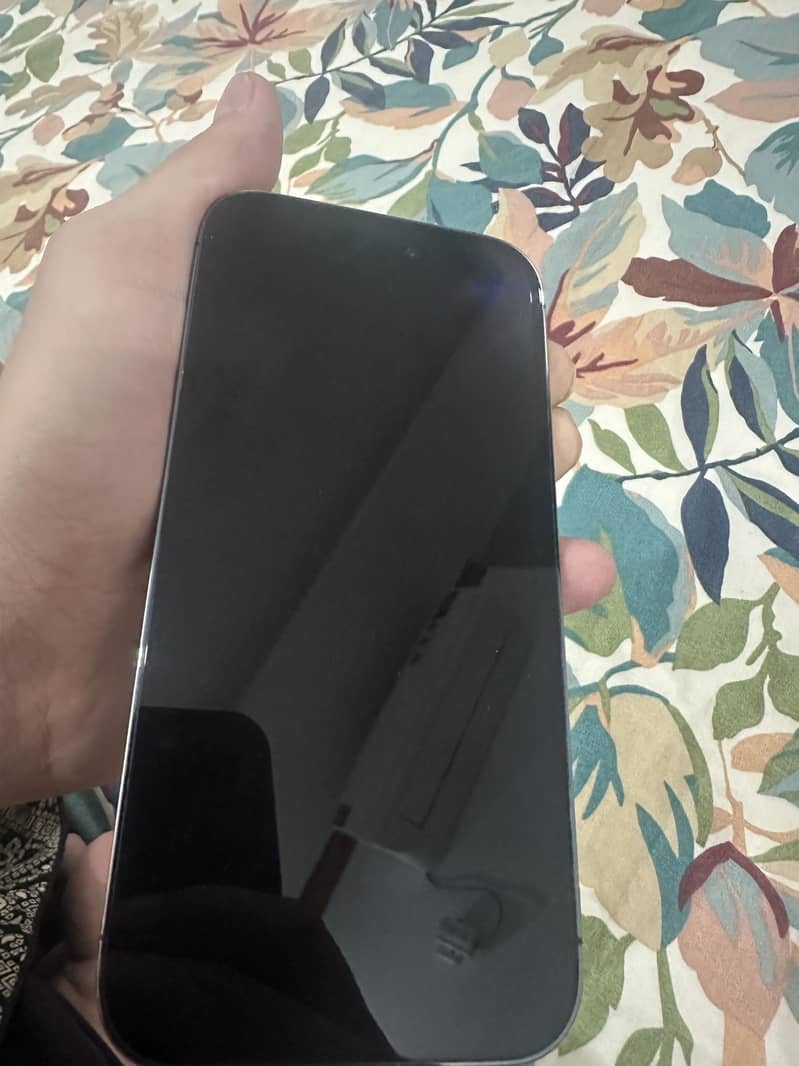 Apple iPhone 14 Pro 4