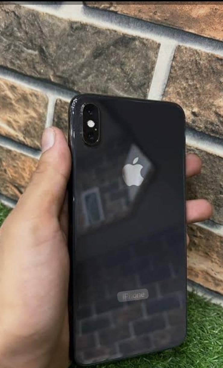 Apple iPhone XS Max 0