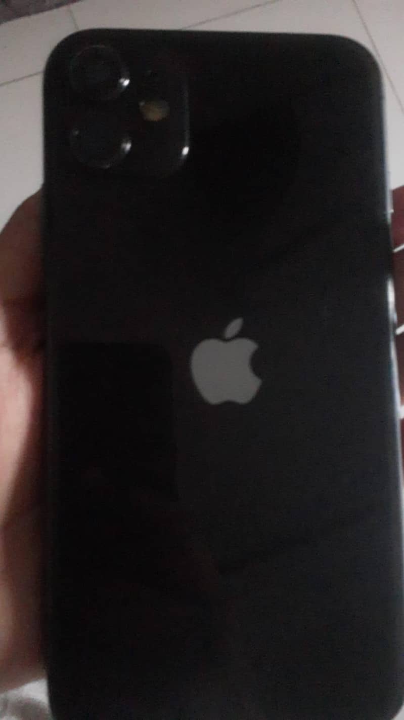Apple iPhone 11 3