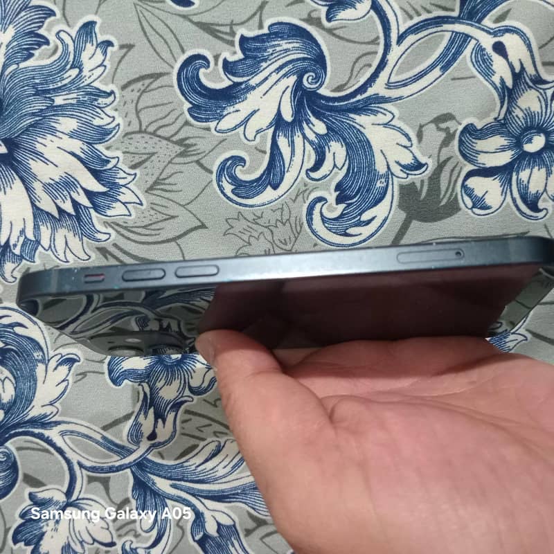 Apple iPhone 12 5