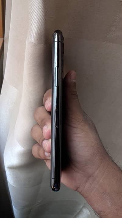 Apple iPhone 11 Pro