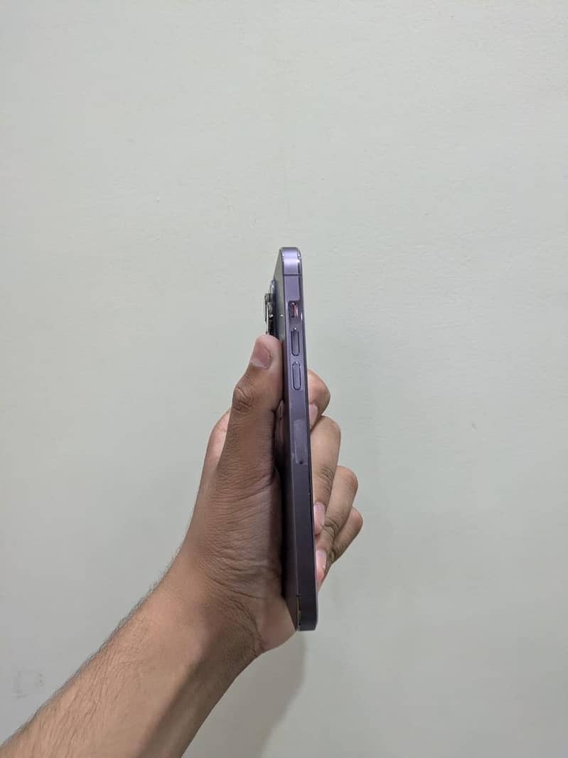 Apple iPhone 14 Pro Max 2