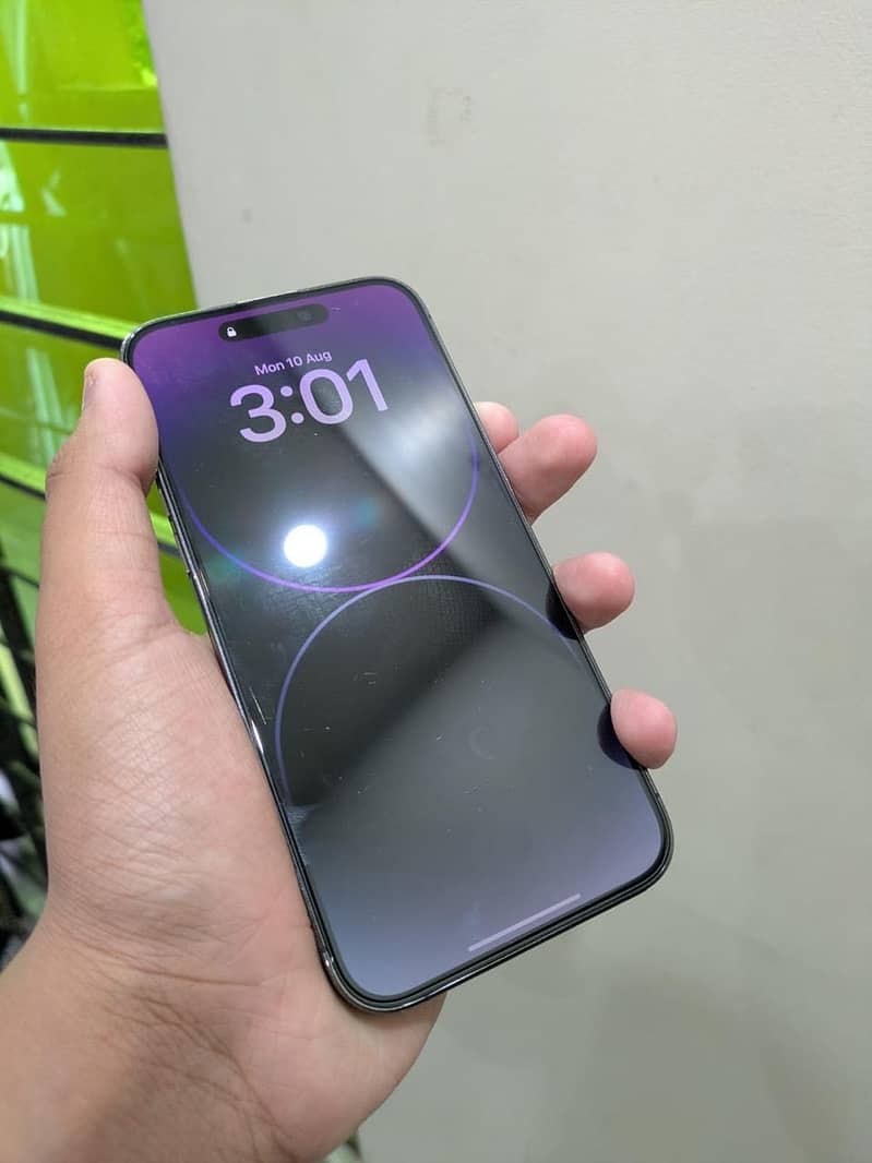 Apple iPhone 14 Pro Max 4