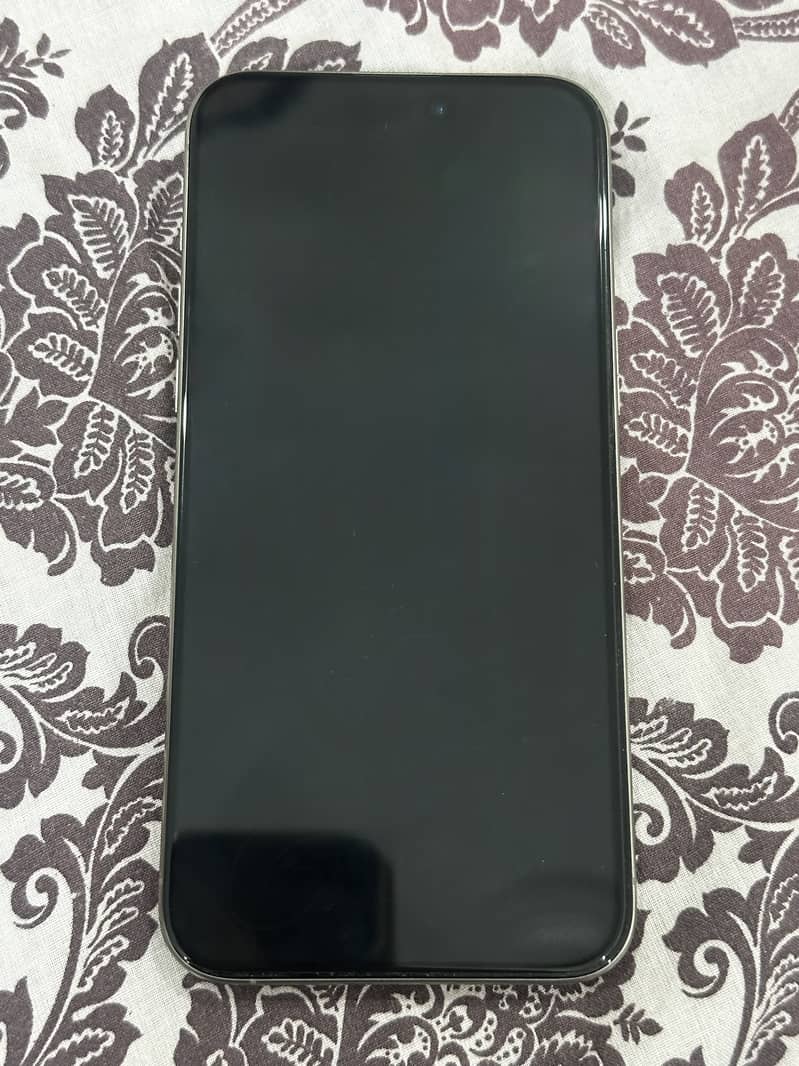 Apple iPhone 15 Pro Max 1