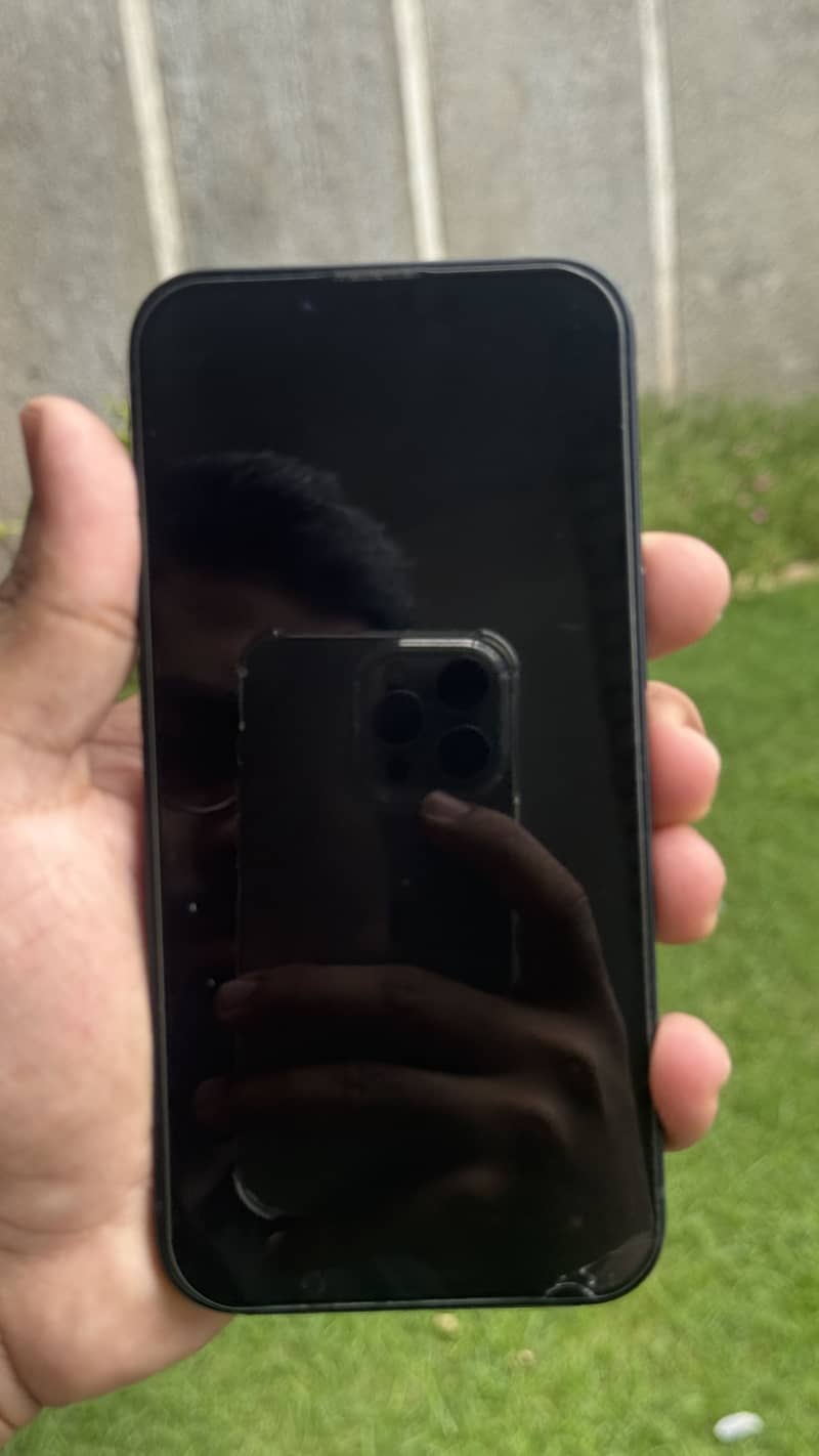 Apple iPhone 14 JV 5