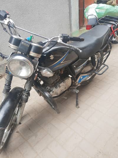 03022187674/Suzuki 150GS 2013/10/11