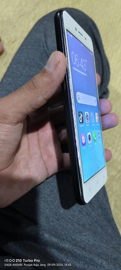 OPPO A37