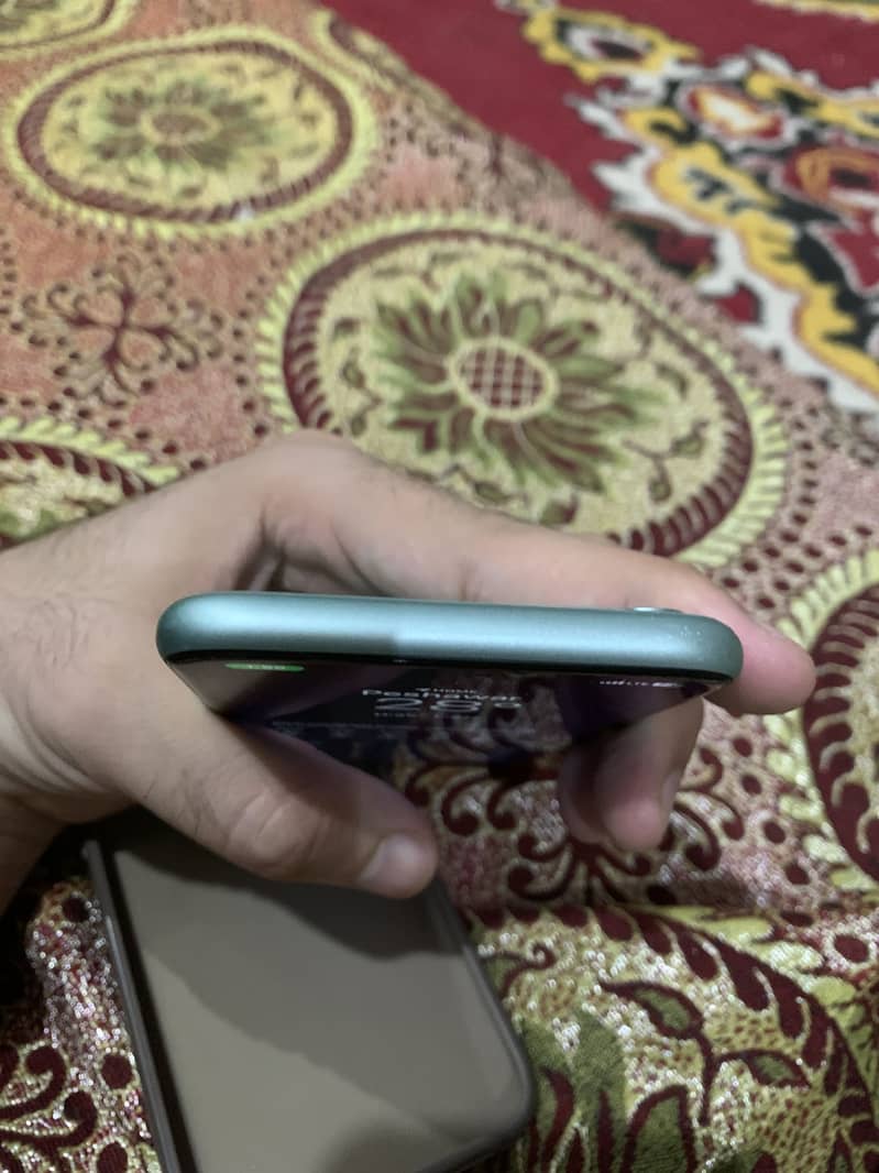Apple iPhone 11 1