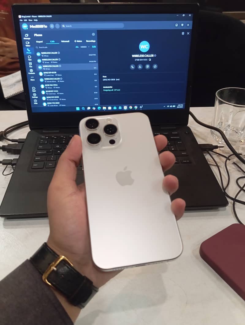 Apple iPhone 15 Pro max 1