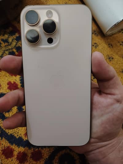 Apple iPhone 16 Pro Max
