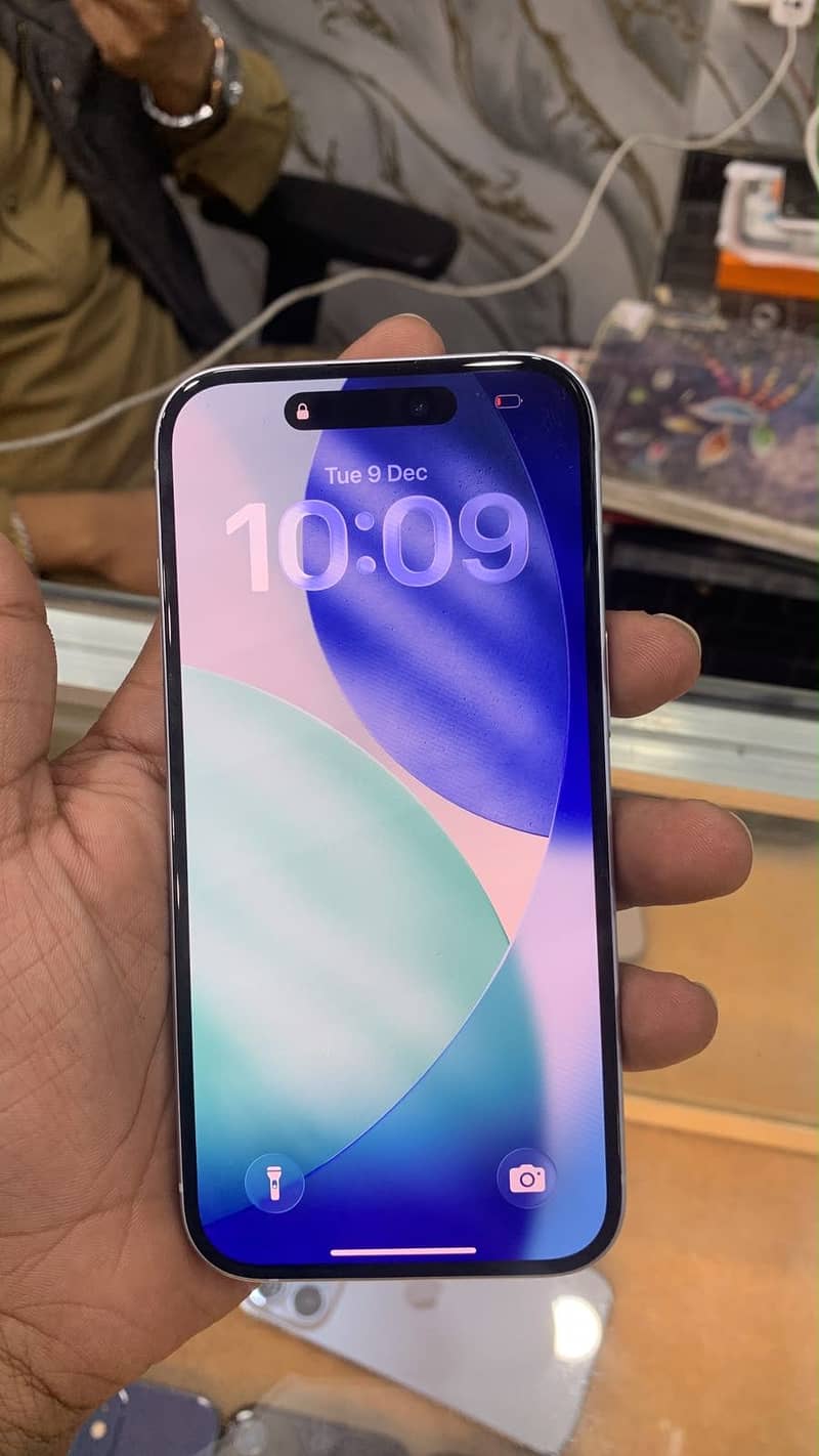Apple iPhone 15 1