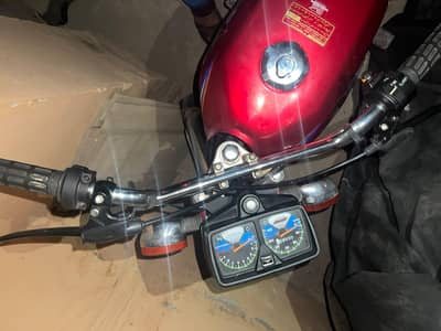 unique 125