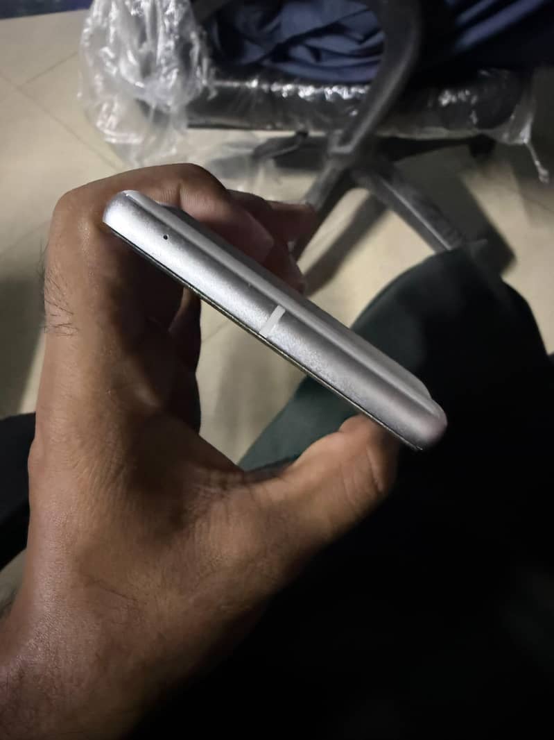 Google Pixel 7 3
