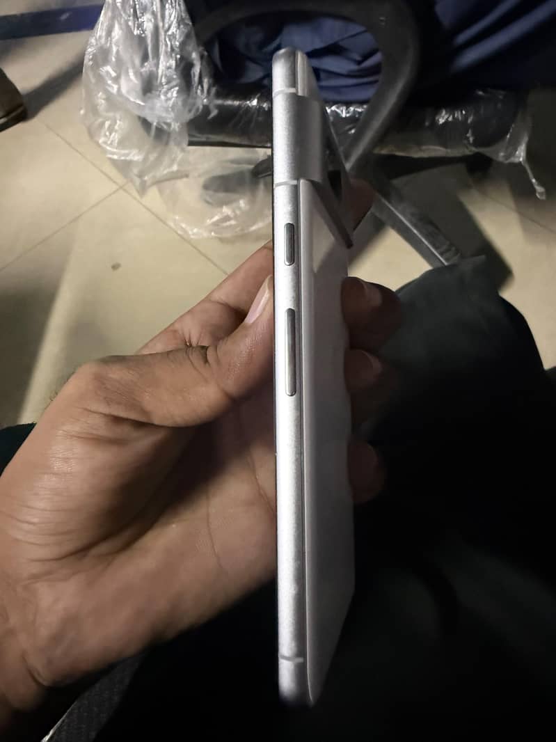 Google Pixel 7 5