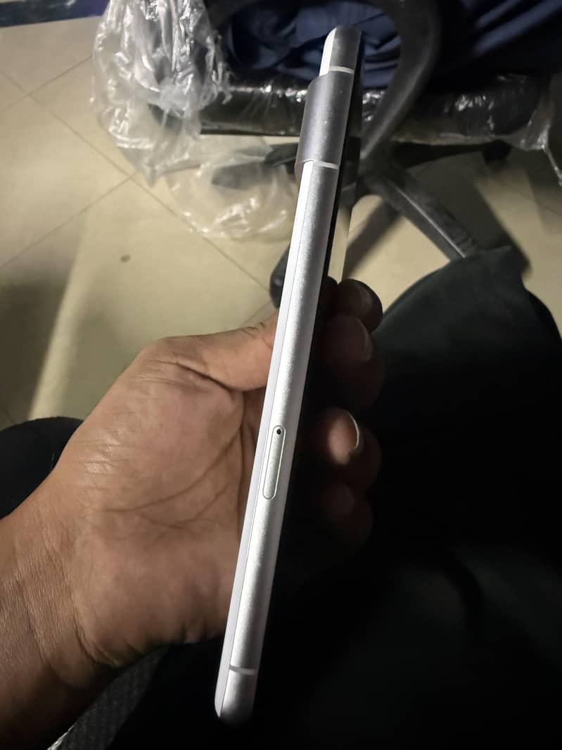 Google Pixel 7 6