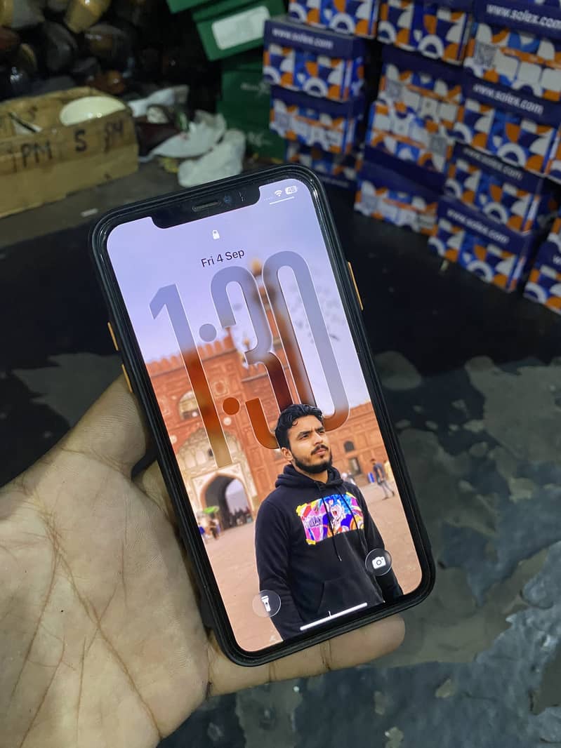 iPhone 11 Pro Max 1