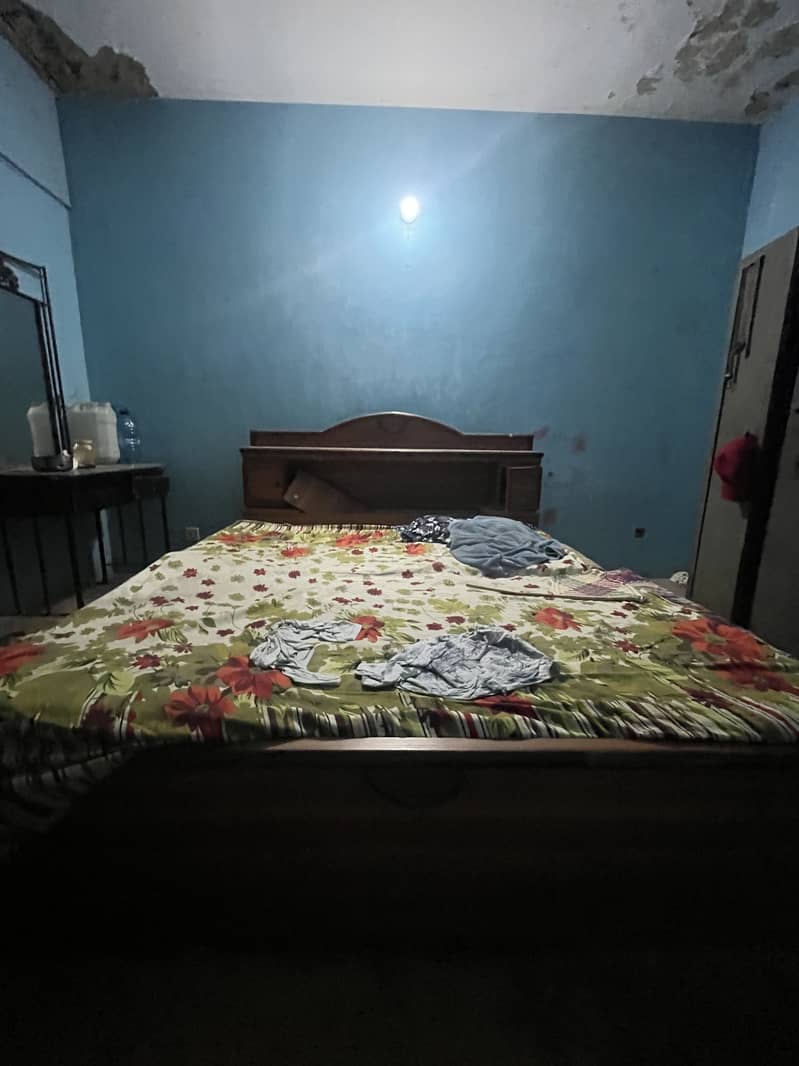 Double bed 7