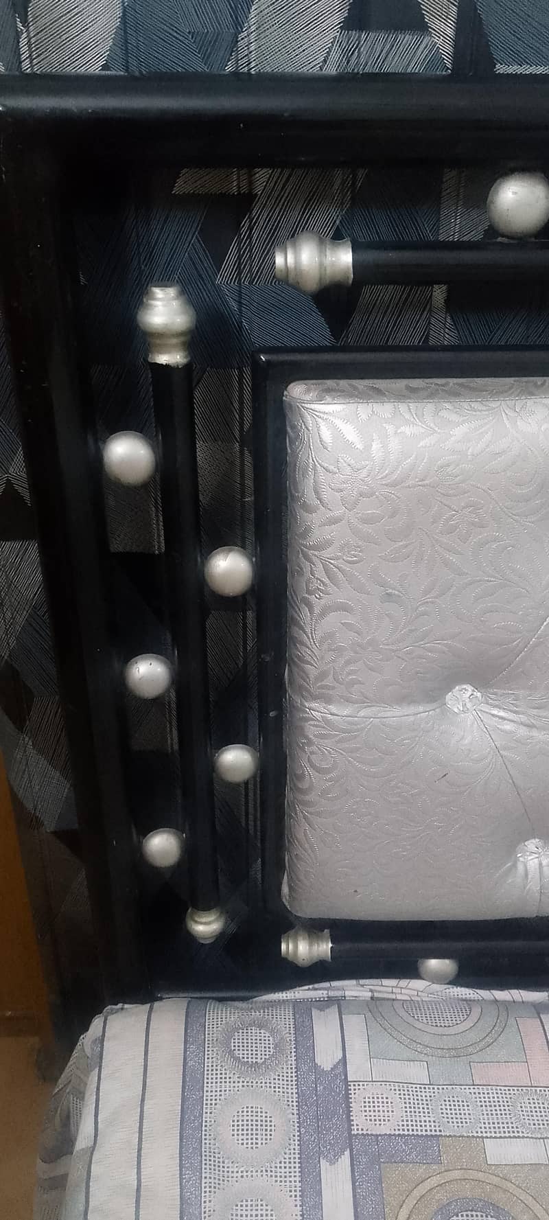 Iron bed 1