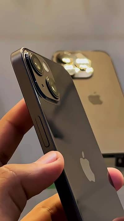 Apple iPhone 13 JV