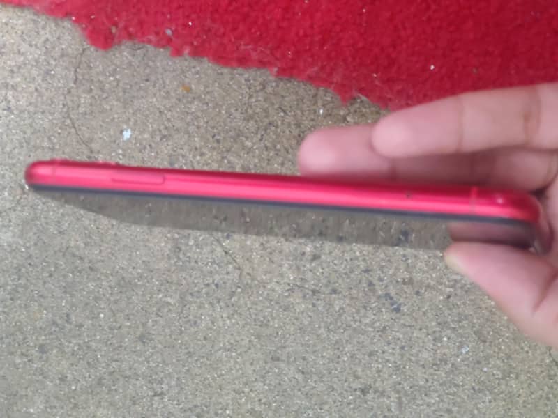 Apple iPhone 11 3